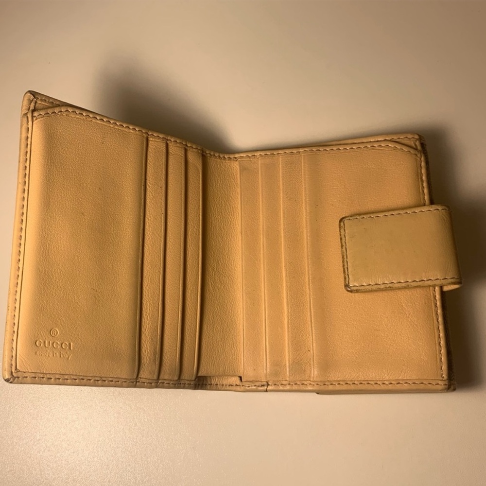 Gucci Monogram Wallet - Picture 5 of 10
